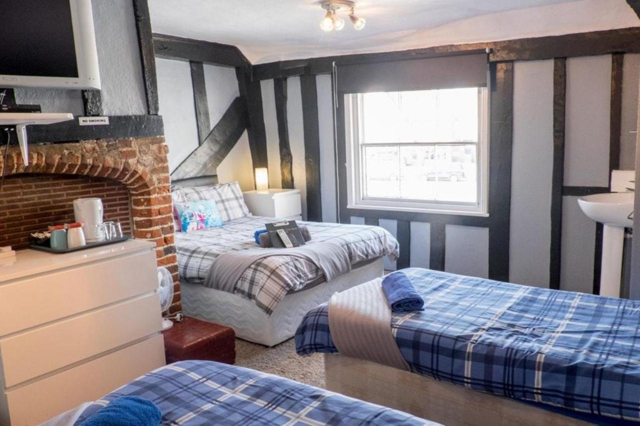 Oyo The Bell Hotel Hoddesdon Dış mekan fotoğraf
