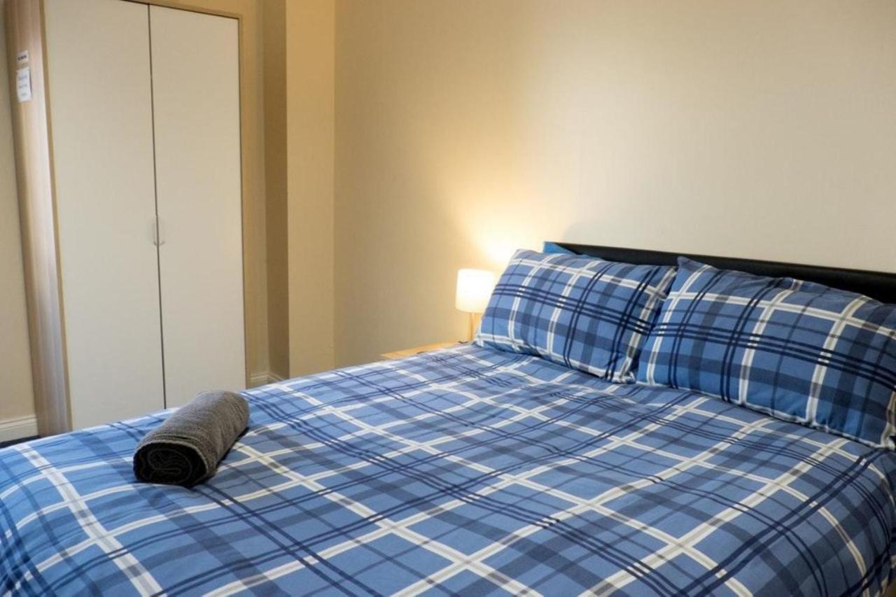 Oyo The Bell Hotel Hoddesdon Dış mekan fotoğraf